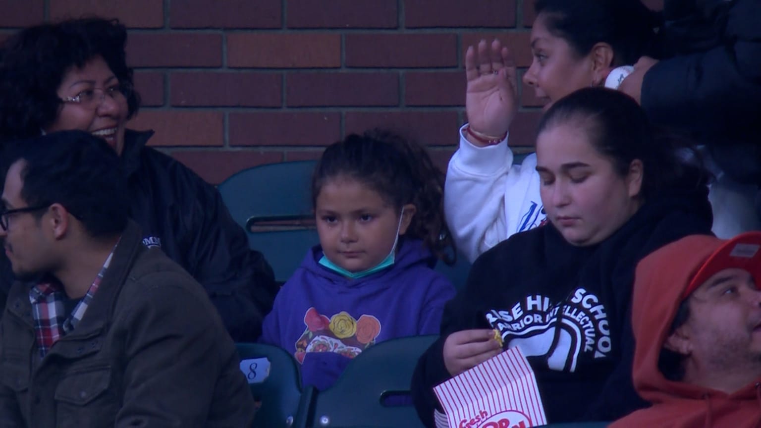 Red Sox ball girl catches attention of Fenway Park, MLB players