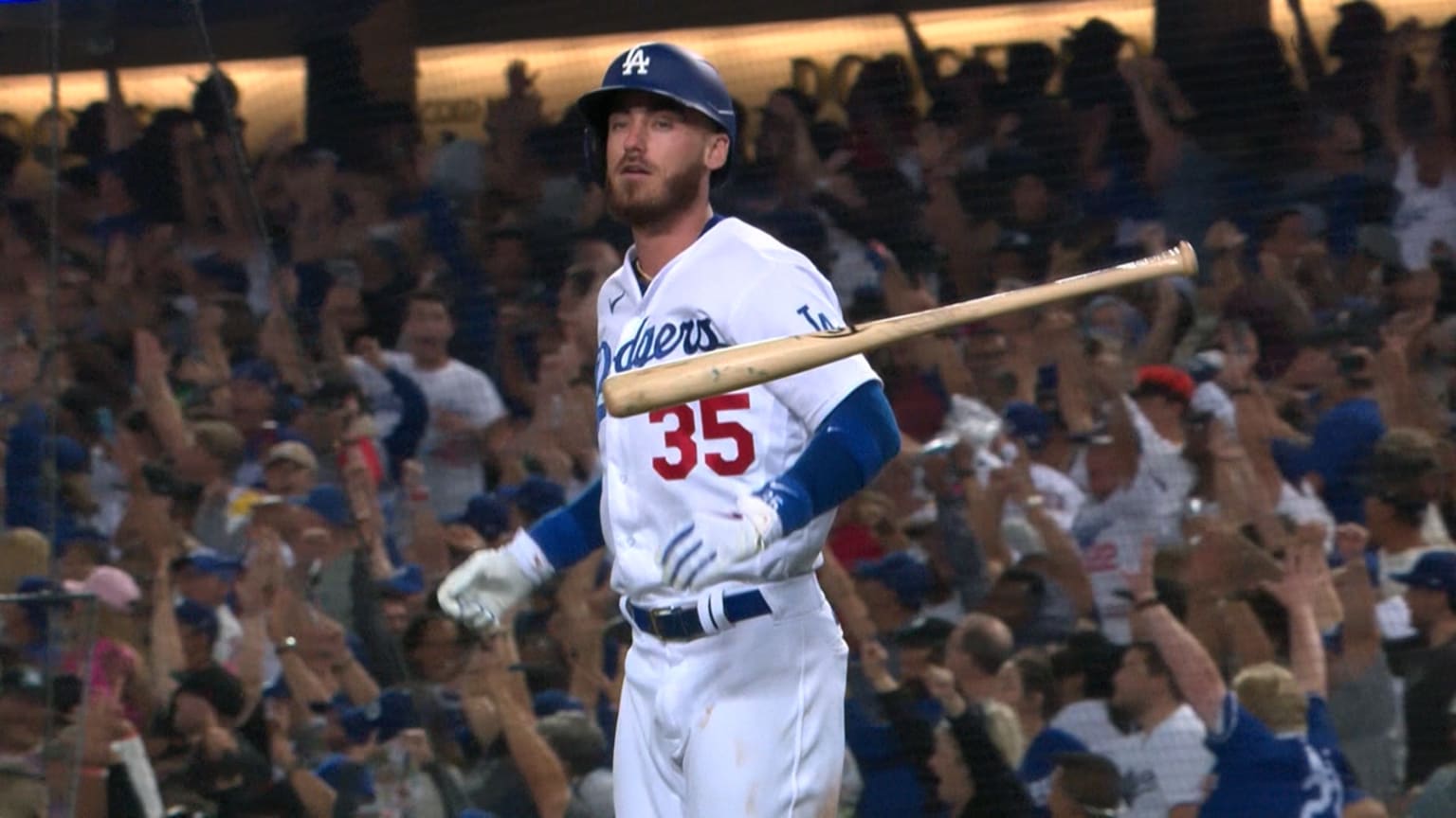 Cody Bellinger hits a go-ahead grand slam in the 8th | 07/22/2022