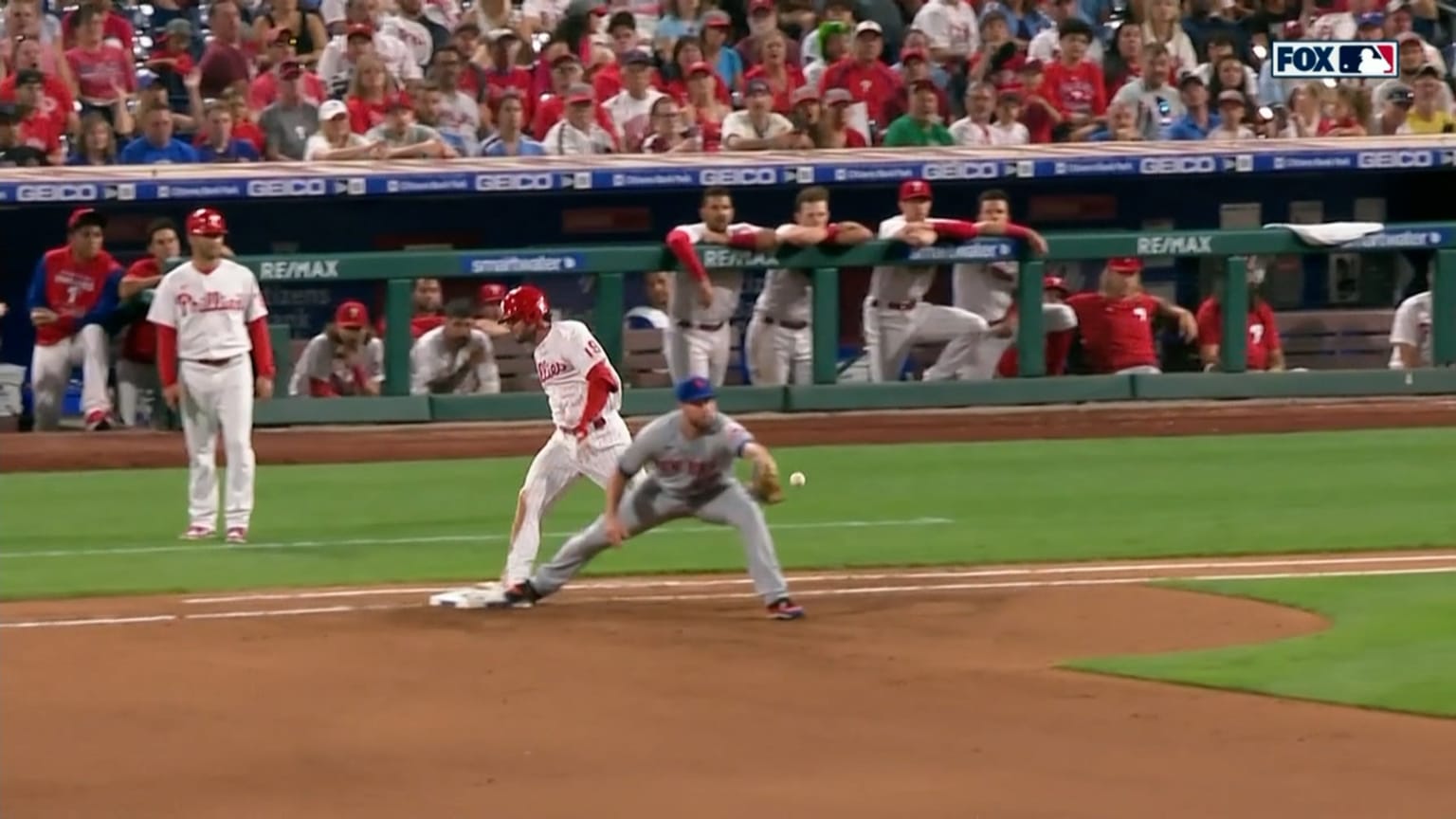 Mlb Gameday: 4 1 Phillies Victory   Reds' Disappointing Performance (08/11/2025) - y4gnqzg