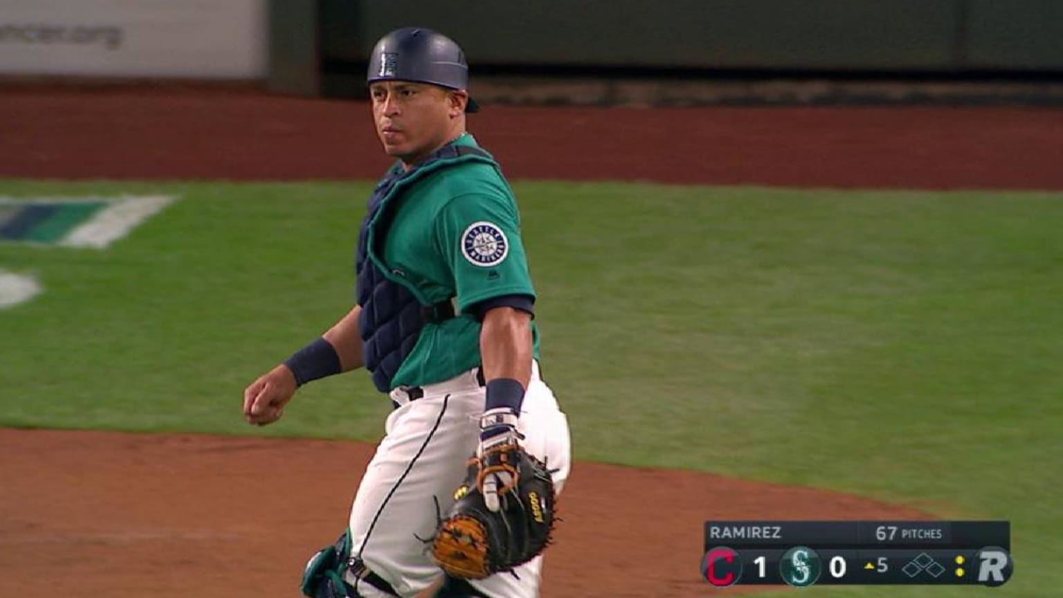 CLE@SEA: Ruiz shows off athleticism on Perez's bunt | 09/22/2017 ...