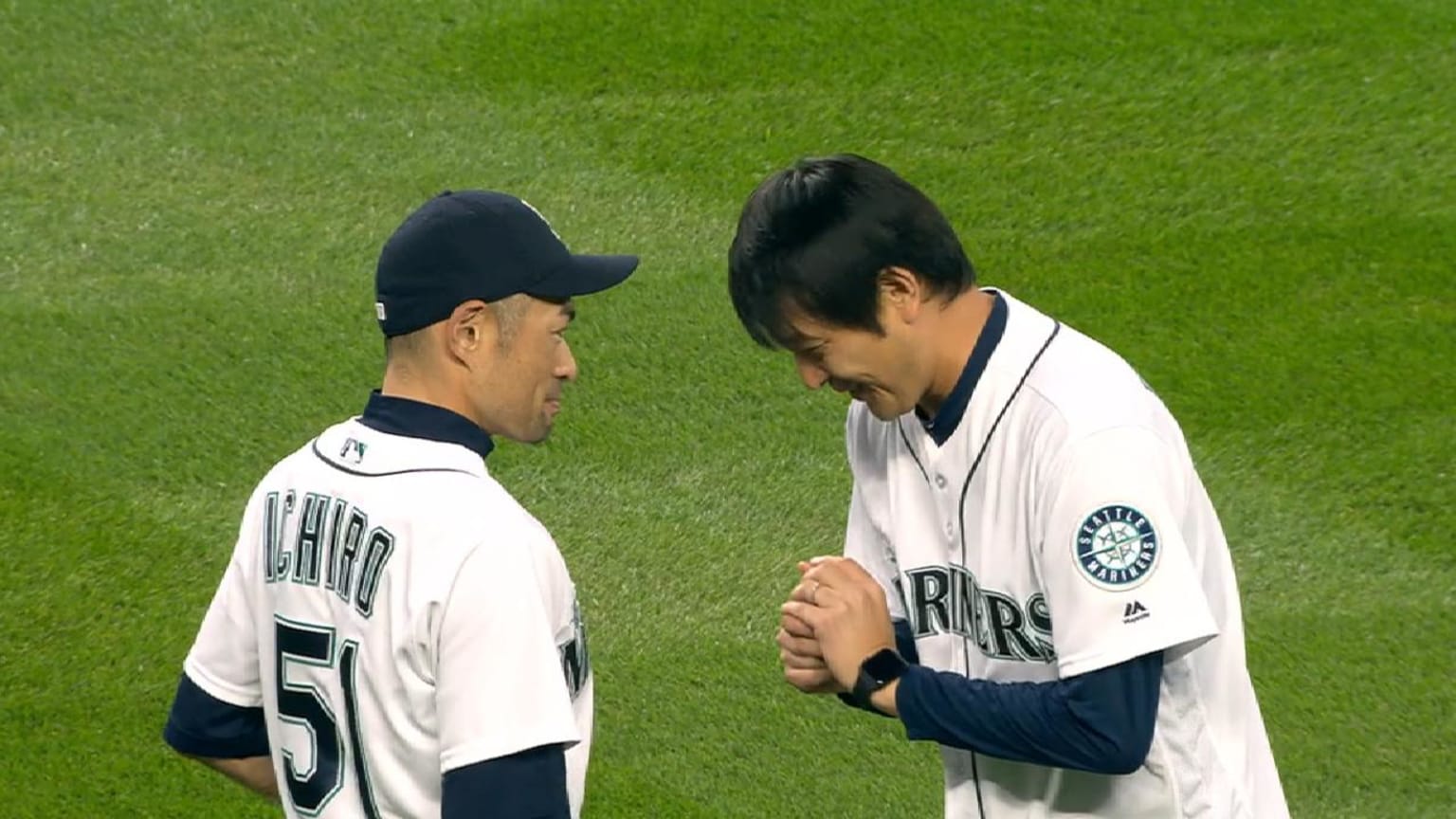 Iwakuma's 1st pitch to Ichiro 09/26/2018 Seattle Mariners
