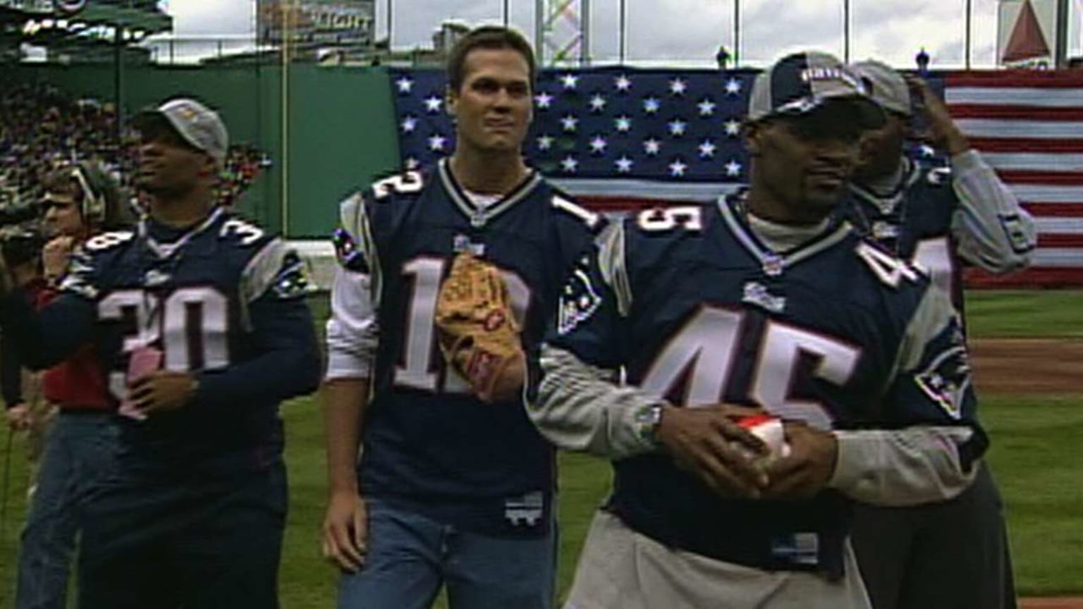 Patriots throw out first pitch, 04/01/2002