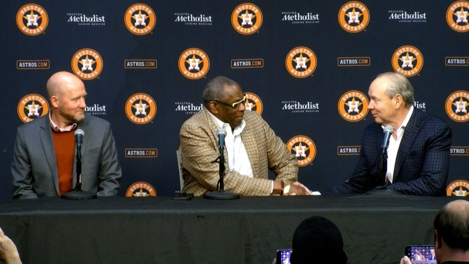 Astros re-sign Baker for 2022 | 11/05/2021 | Houston Astros