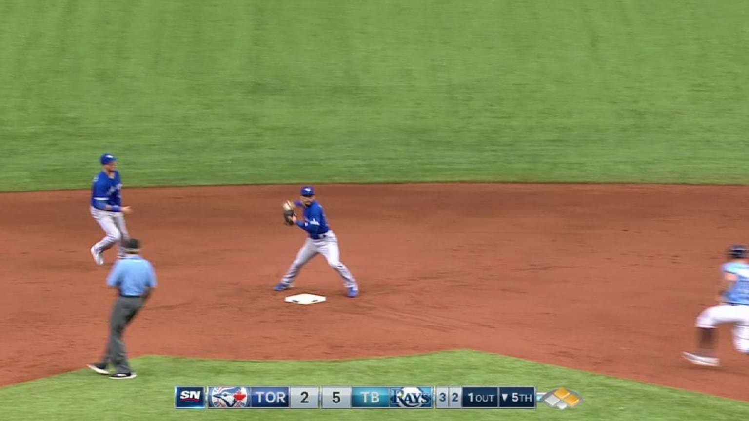 TOR@TB: Estrada gets Souza Jr. to ground into a DP | 04/09/2017 | MLB.com