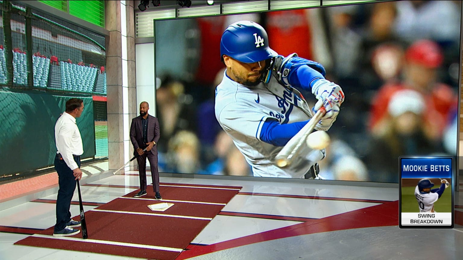 Mookie Betts finding his swing 05/25/2022 Los Angeles Dodgers