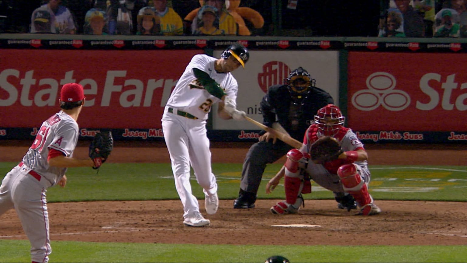 [問題] Matt Olson打擊時軸心腳是移動的