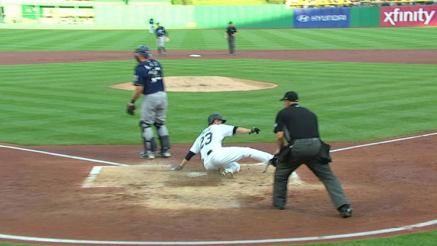 MIL@PIT: Mercer opens the scoring with an RBI single | 07/12/2018 ...