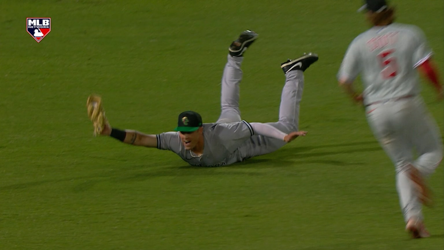 Elijah Dunham's diving catch 11/14/2021