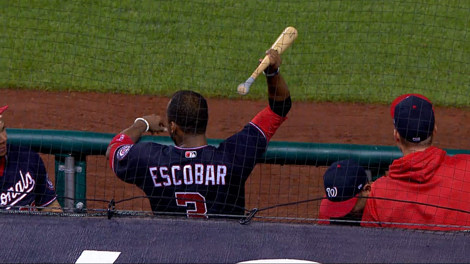 Escobar catches bat in dugout 09/17/2021 Washington Nationals
