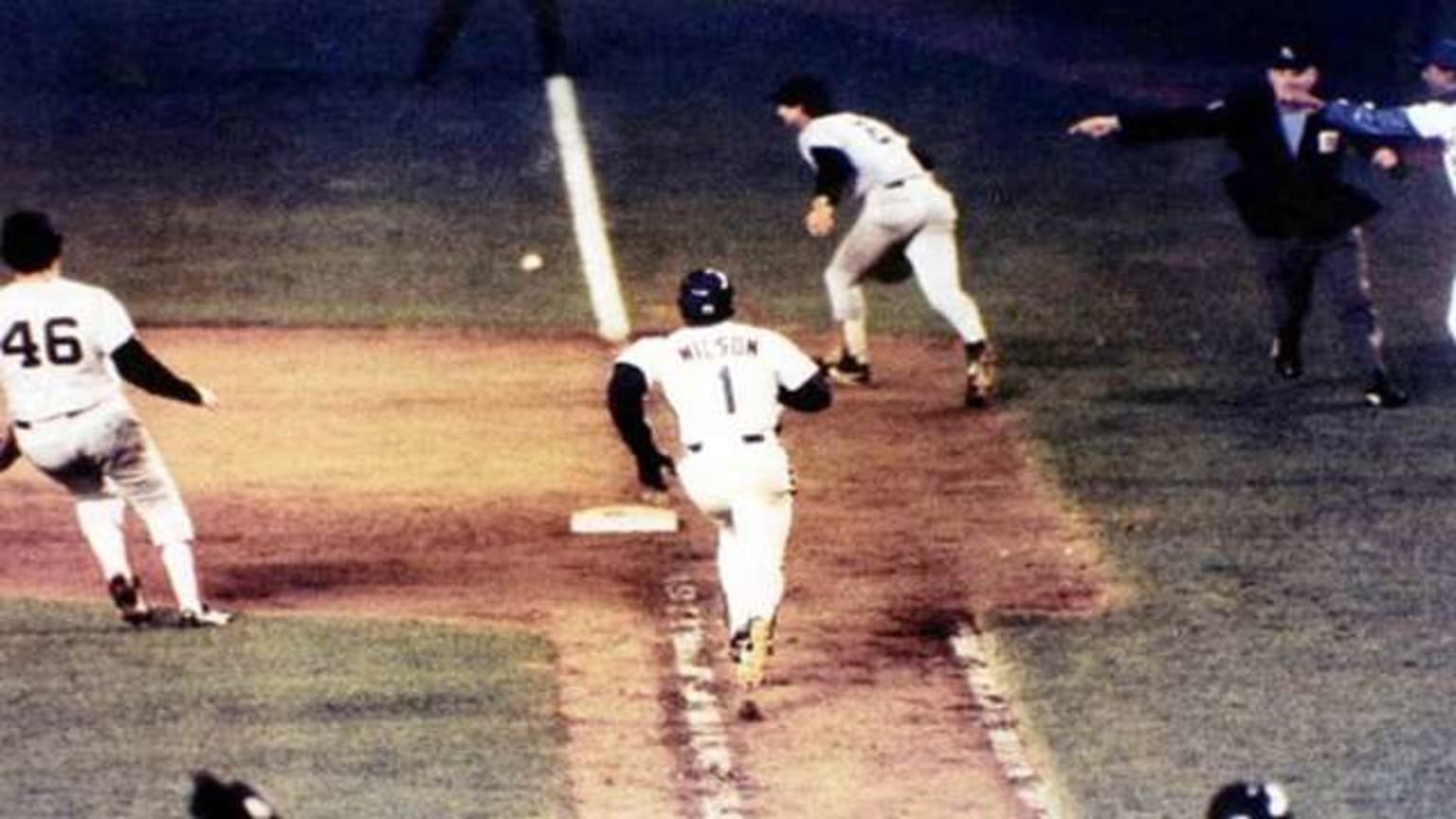 1986 World Series, Game 6: Mets stun Red Sox in 10th | 25/10/1986
