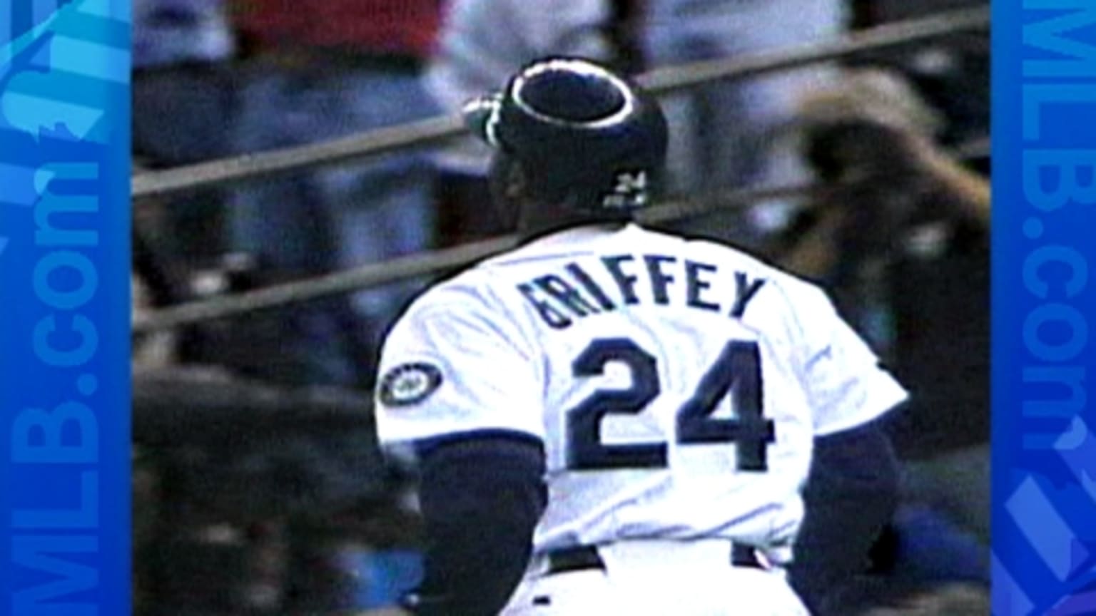 Griffey ties consecutive-game homer streak in 1993 | 02/19/2009 | MLB.com