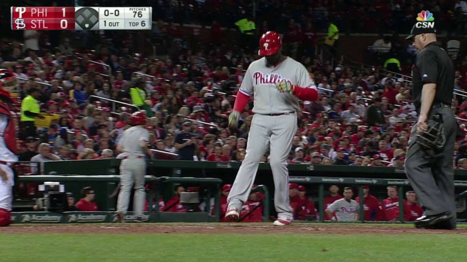 Phillies' Ryan Howard piling up strikeouts at record pace in World