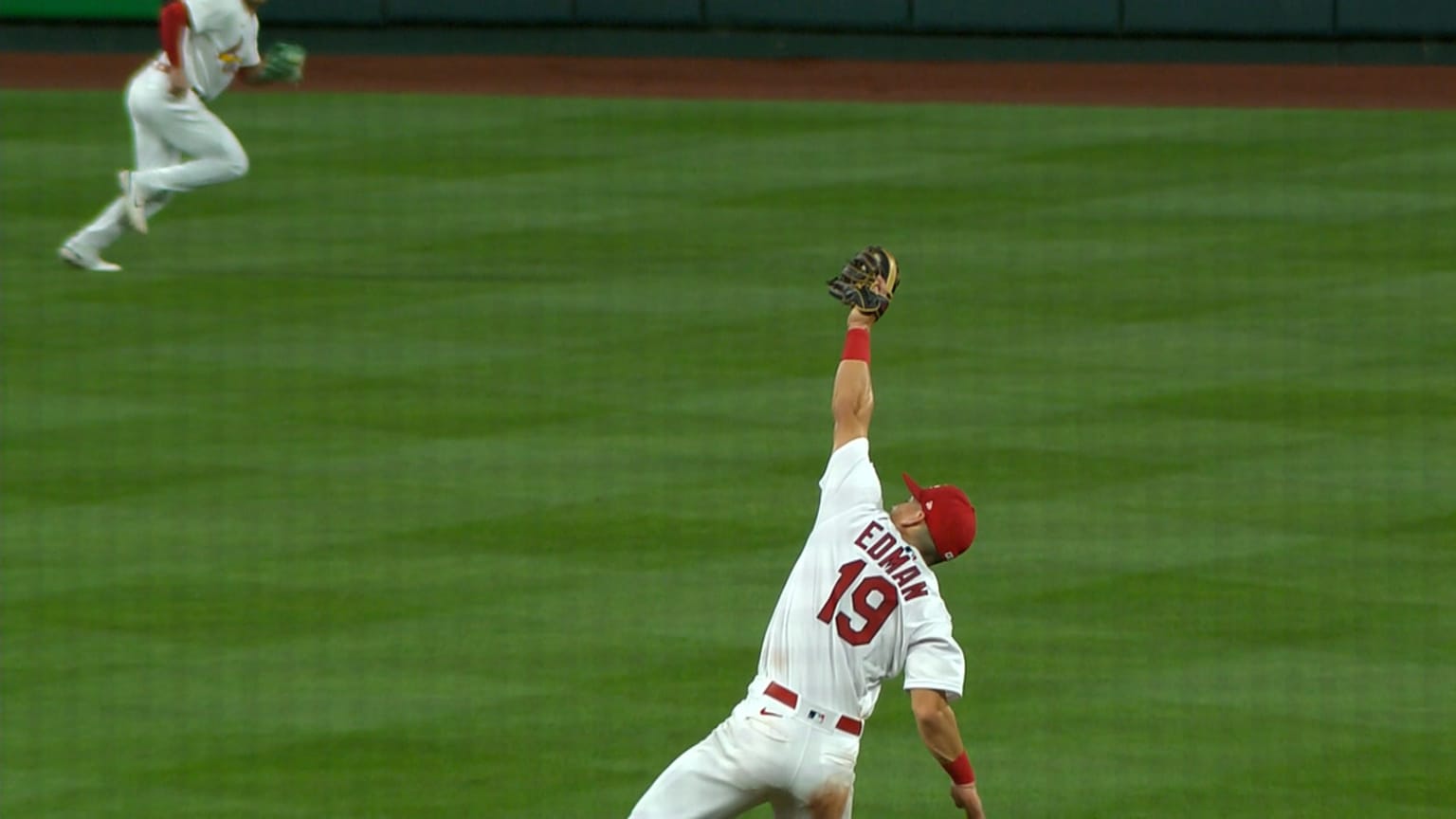 Tommy Edman's leaping catch, 06/13/2022