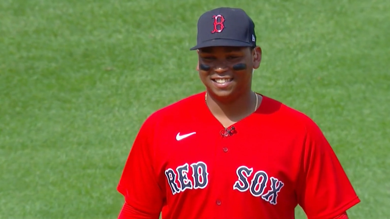 🔥 [Highlight] A mic'd up Rafael Devers gives his favorite