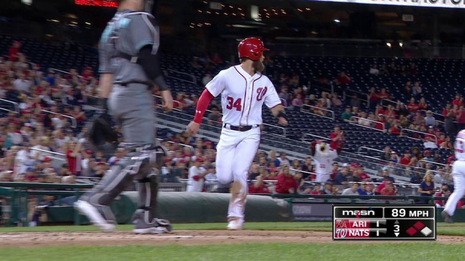 Murphy drives in two 05/02/2017 Washington Nationals