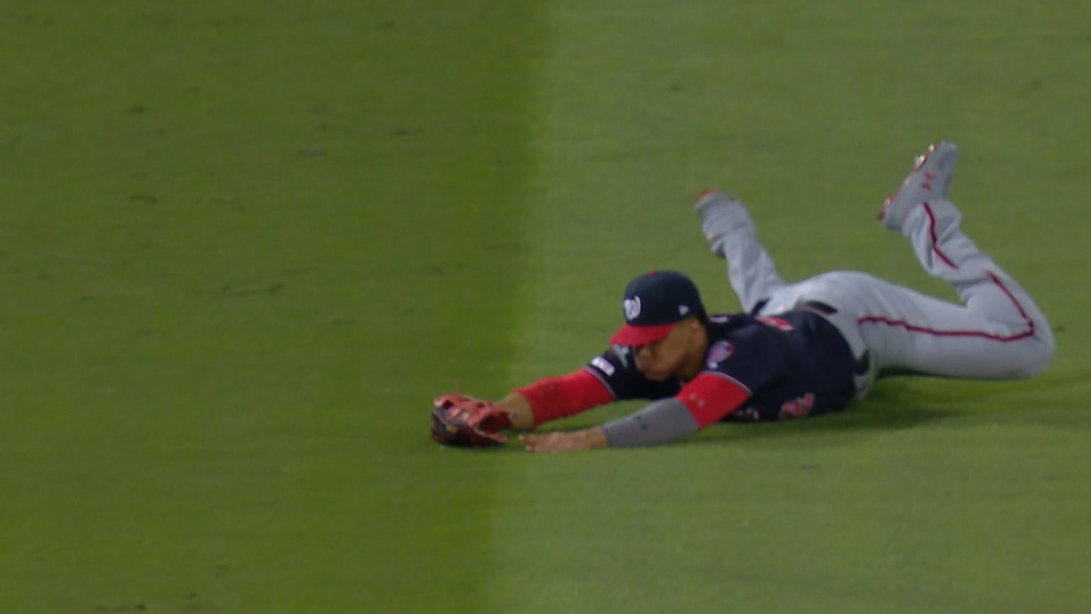 Juan Soto's diving catch, 09/29/2022