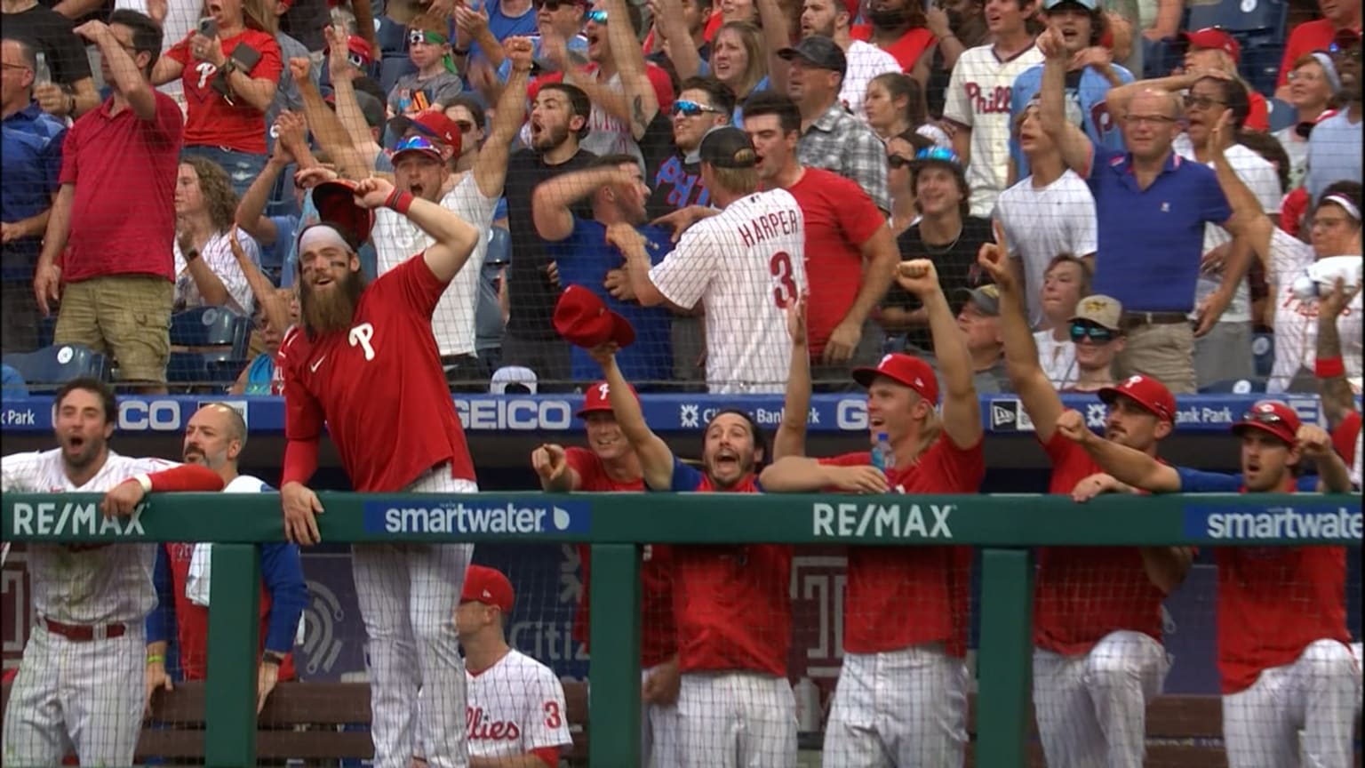 Phillies score six in the 1st 08/06/2022 Philadelphia Phillies