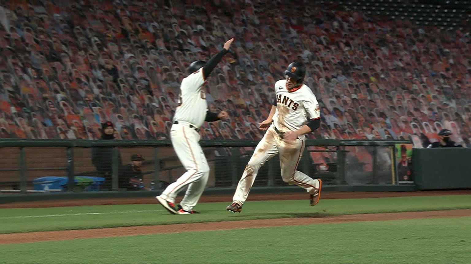 Brandon Belt's tworun double 09/22/2020 San Francisco Giants