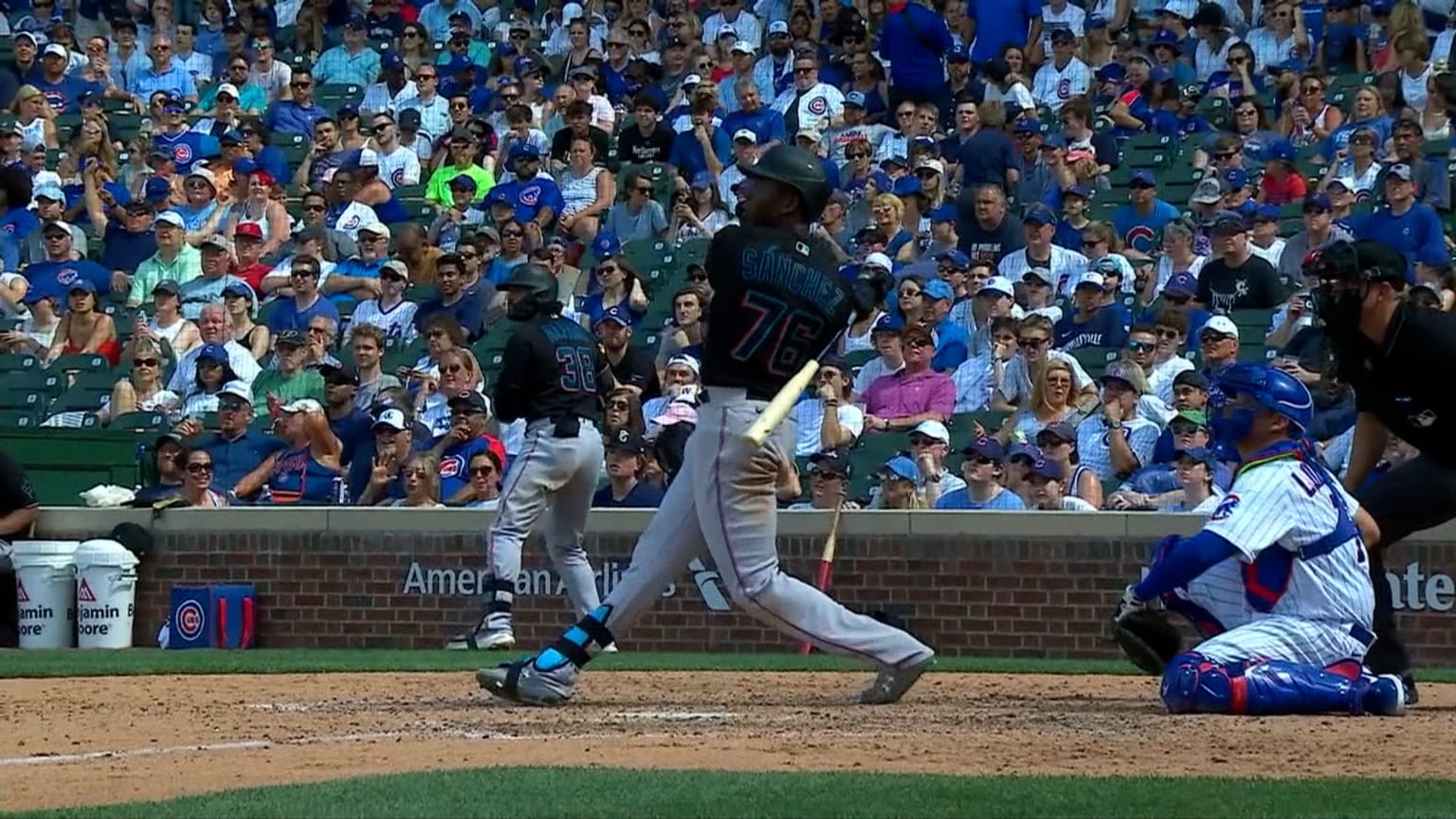Jesús Sánchez's first MLB homer 06/19/2021 Miami Marlins