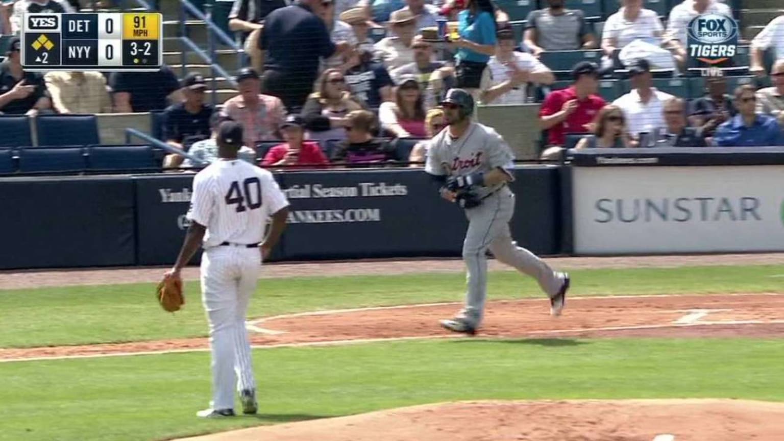 Aviles works basesloaded walk 03/02/2016 Cleveland Guardians