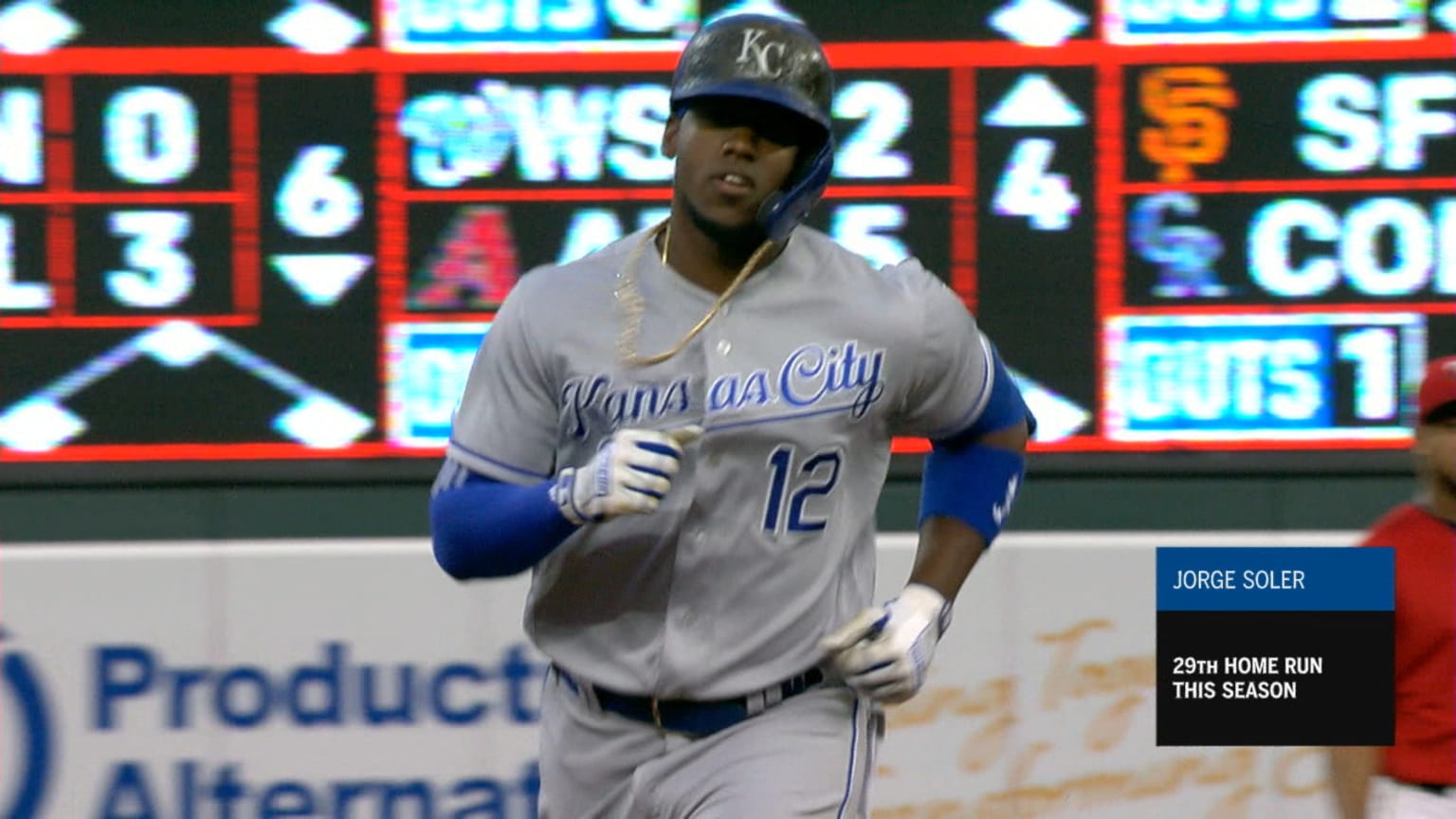 Jorge soler deals royals jersey