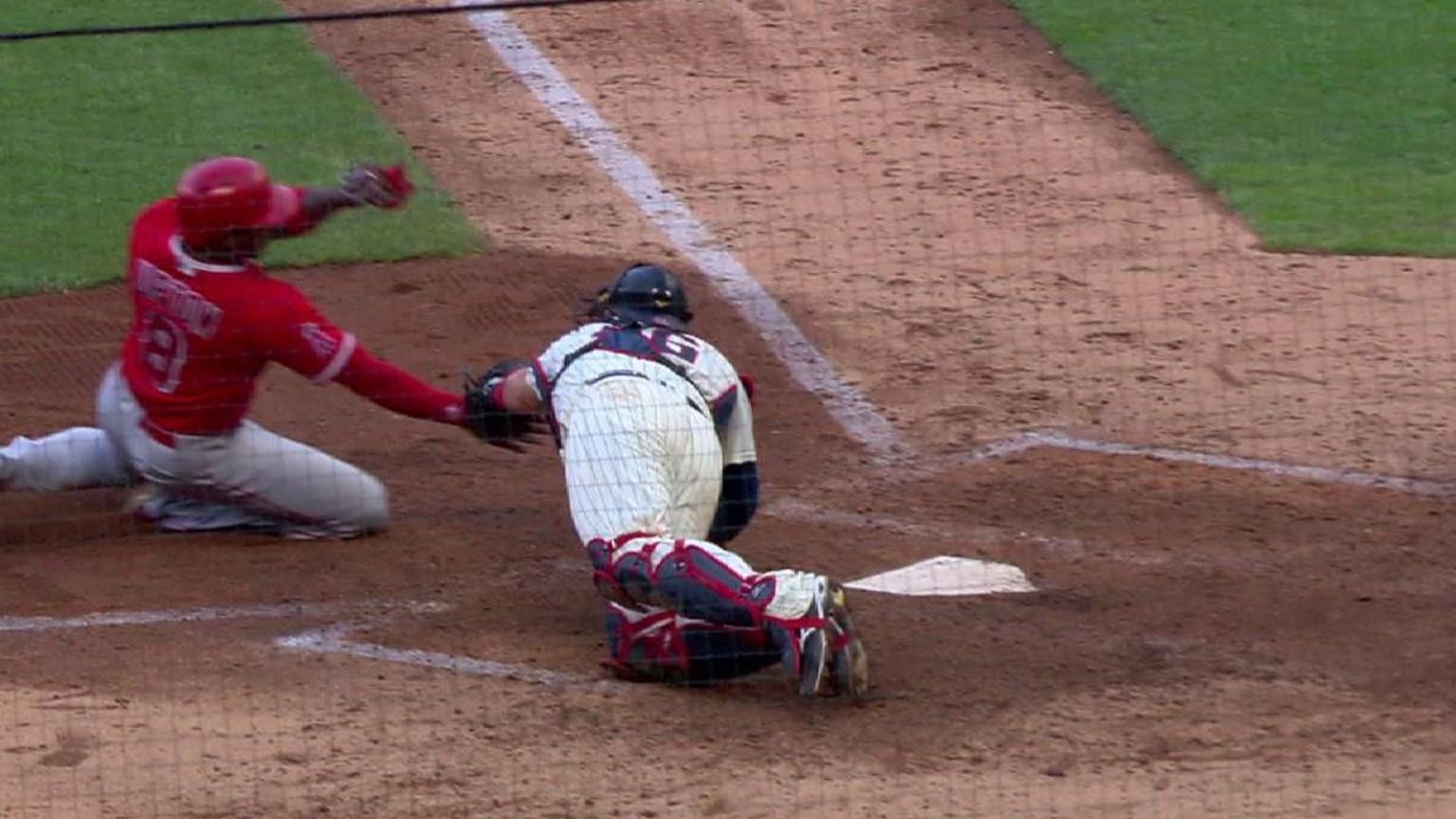 Rosario nails Upton at the plate 06/09/2018 Minnesota Twins