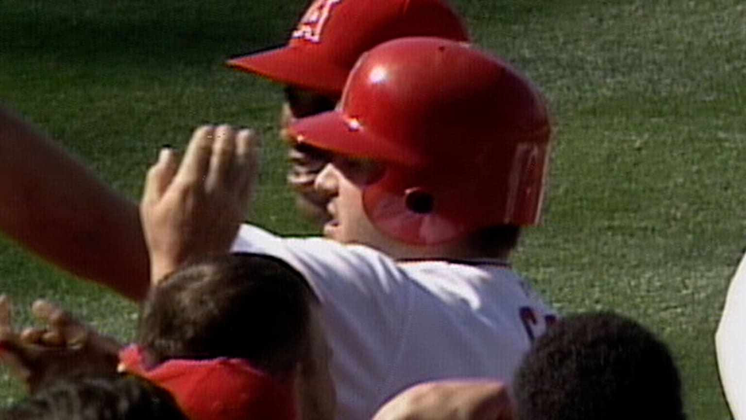 Troy Glaus' walk-off hit completes Angels' sweep | 05/12/2002 | St