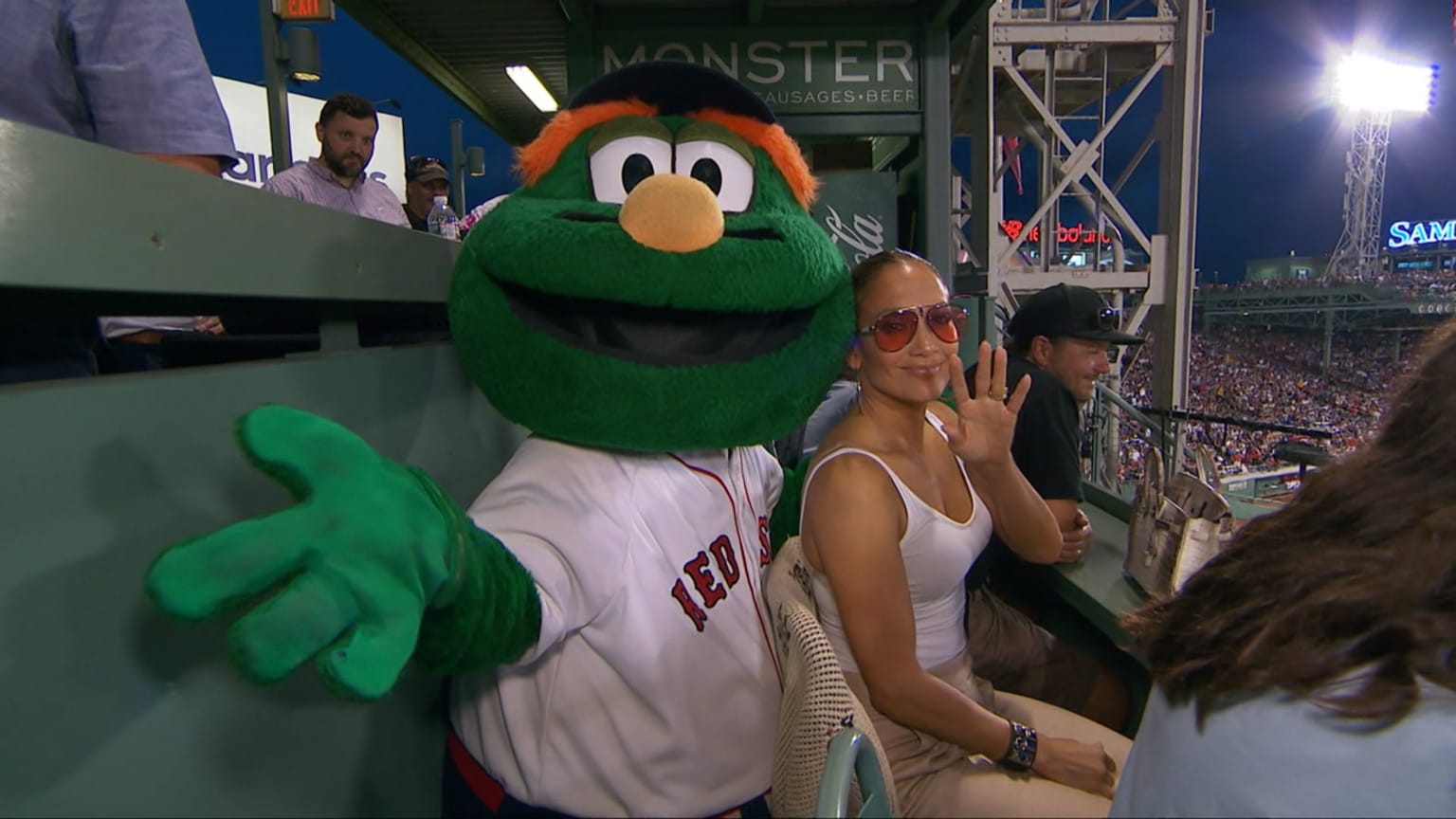 Jennifer Lopez Cuddles Up to Red Sox Mascot at Fenway Park After