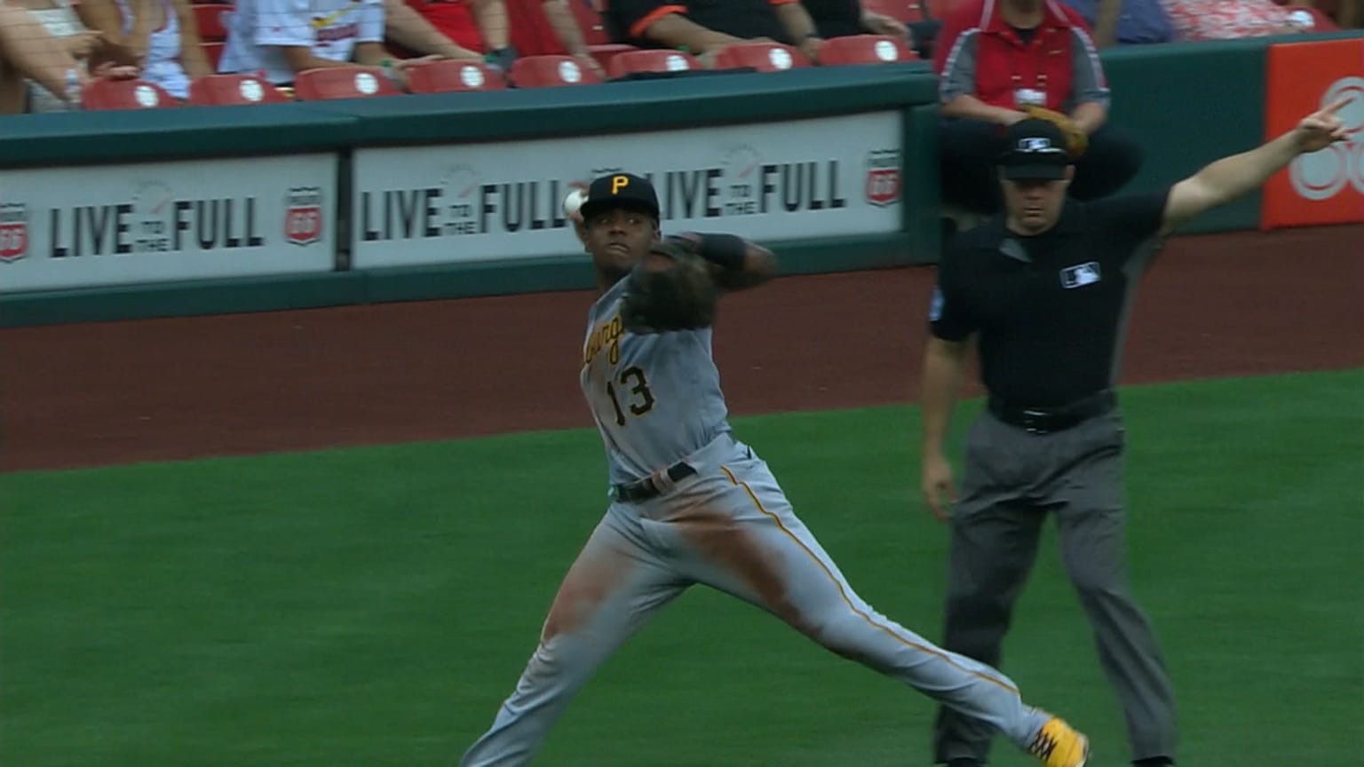 [分享] Ke'Bryan Hayes不可思議守備