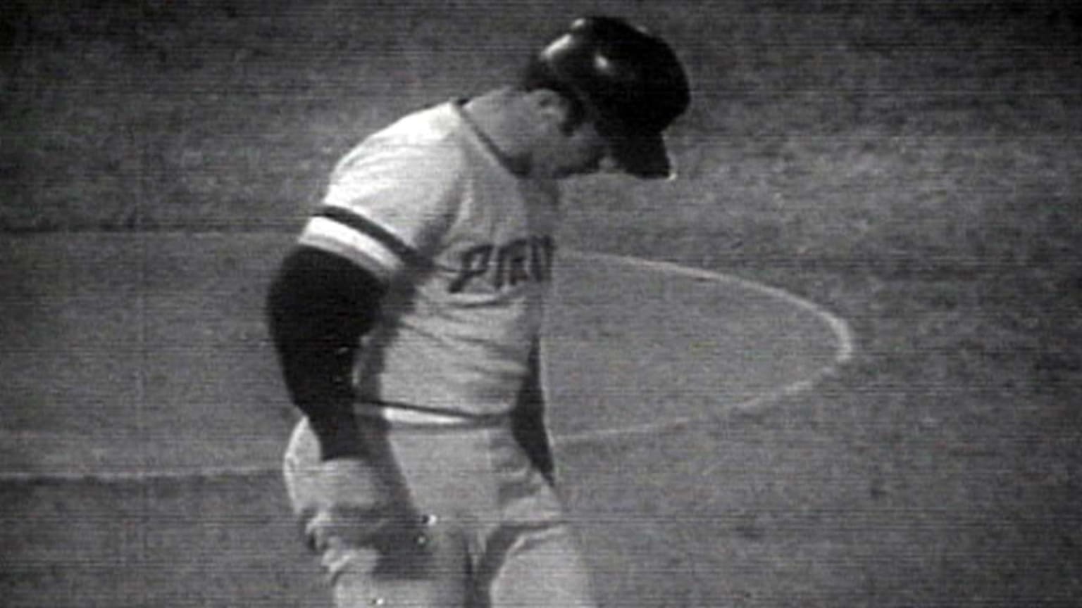 PIT@MON: Alley legs out an inside-the-park grand slam | 09/02/1970 ...