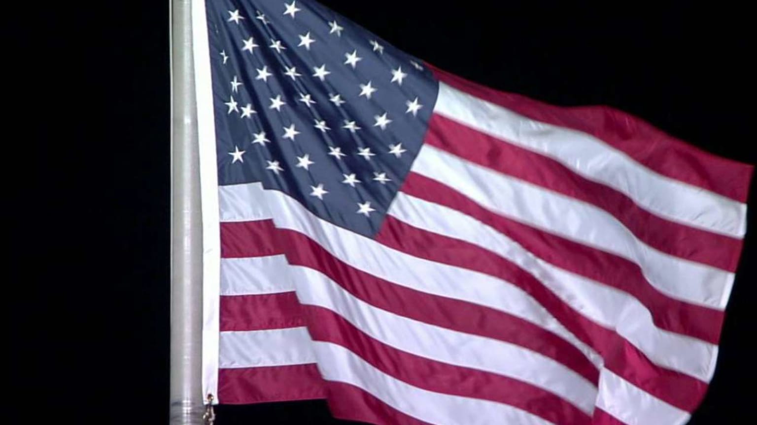 Rick Monday saves the American Flag at Dodgers stadium