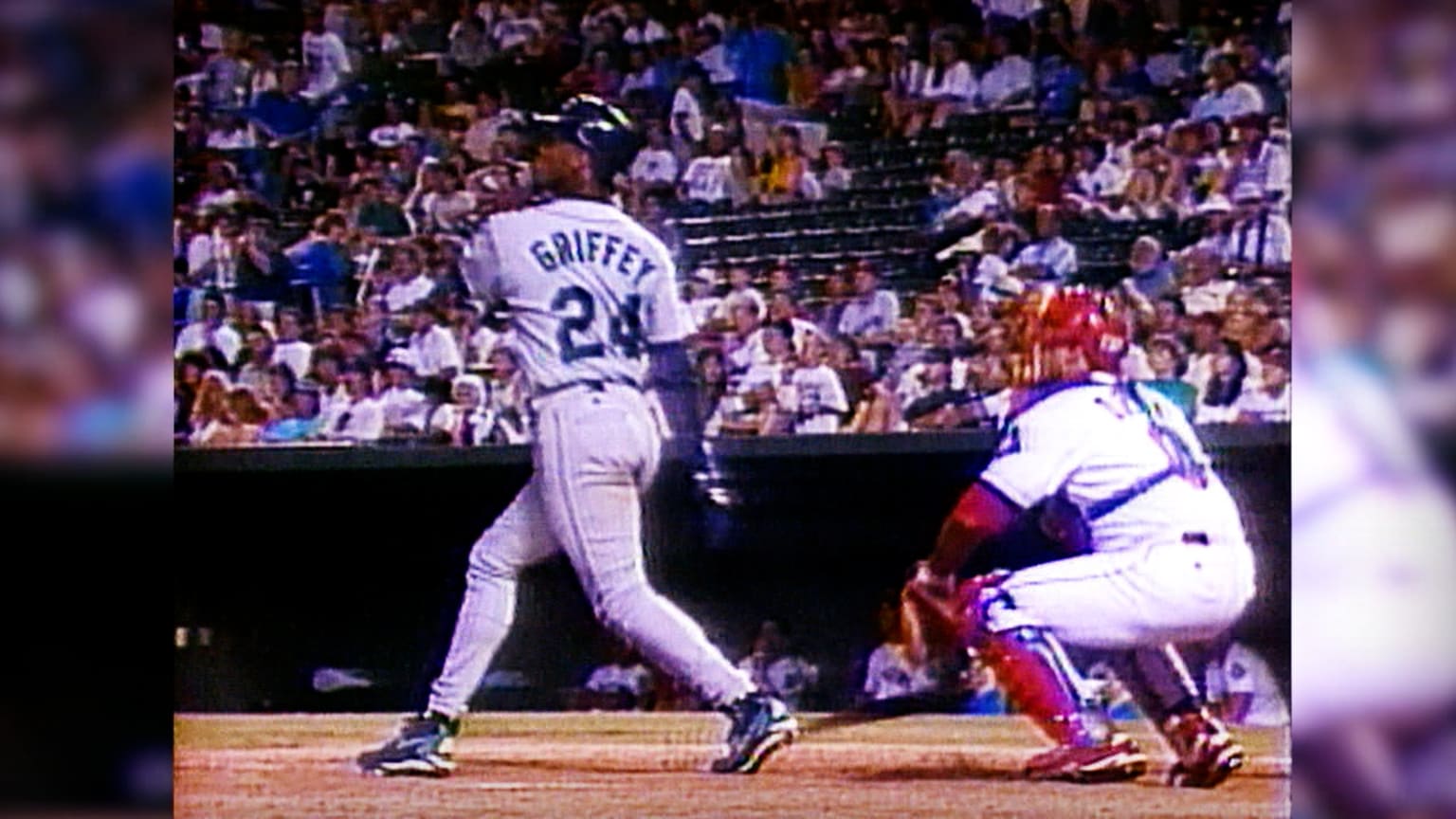 Ken Griffey Jr. takes BP swings, 03/17/2023