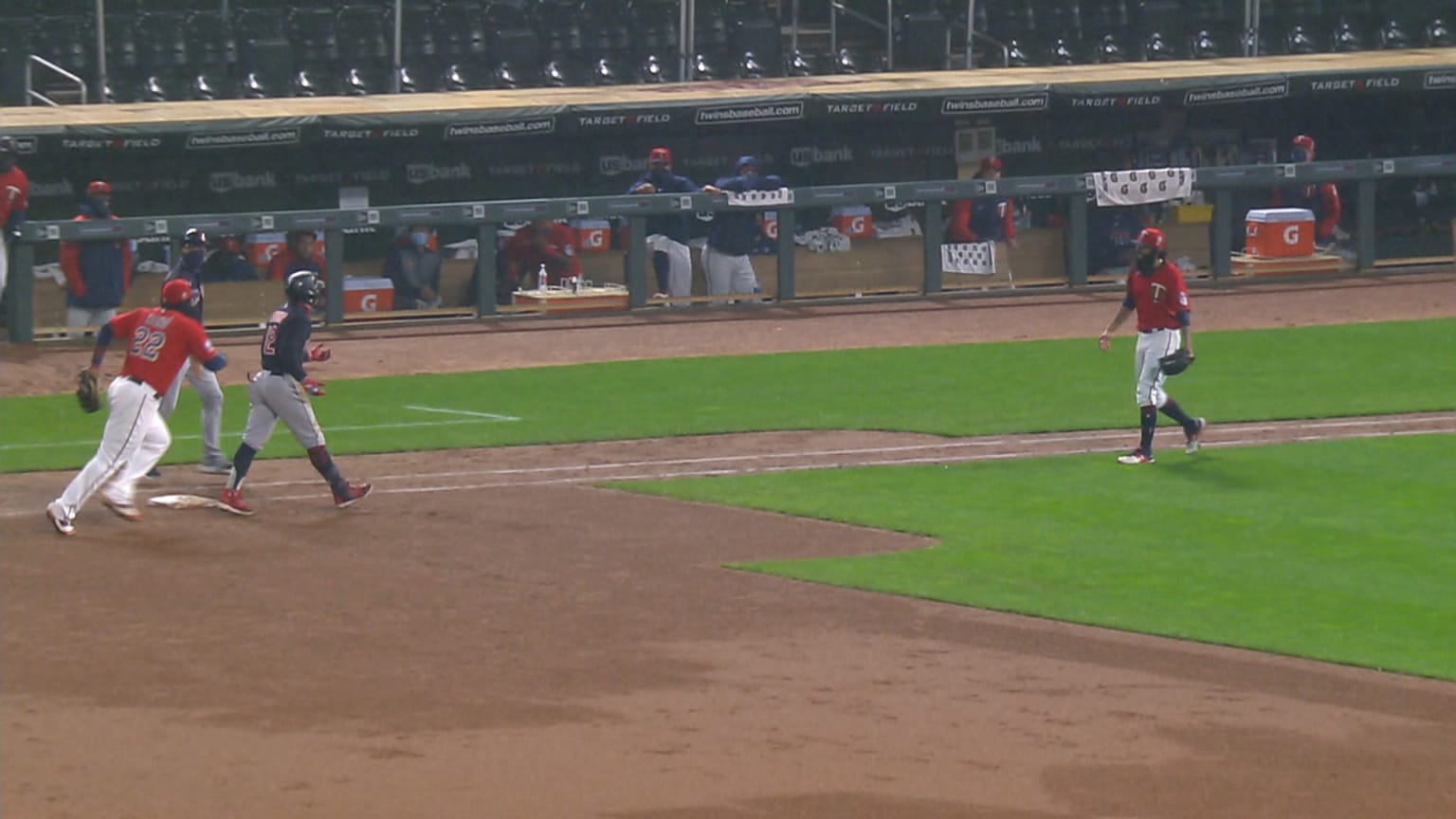 Indians, Twins clear benches 09/11/2020 Cleveland Guardians