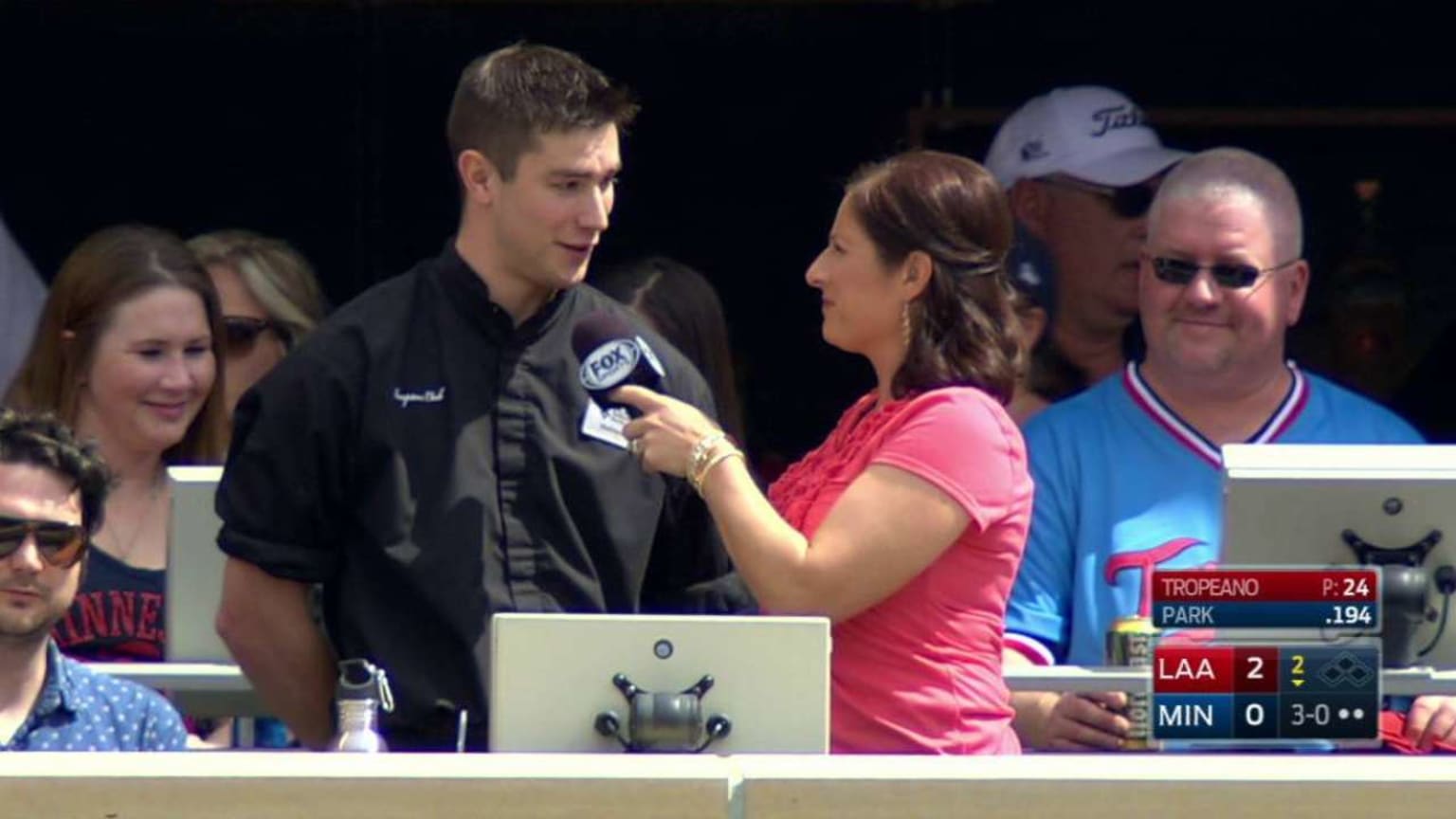 LAA MIN: Target Field bartender talks Park #39 s homer 04/17/2016