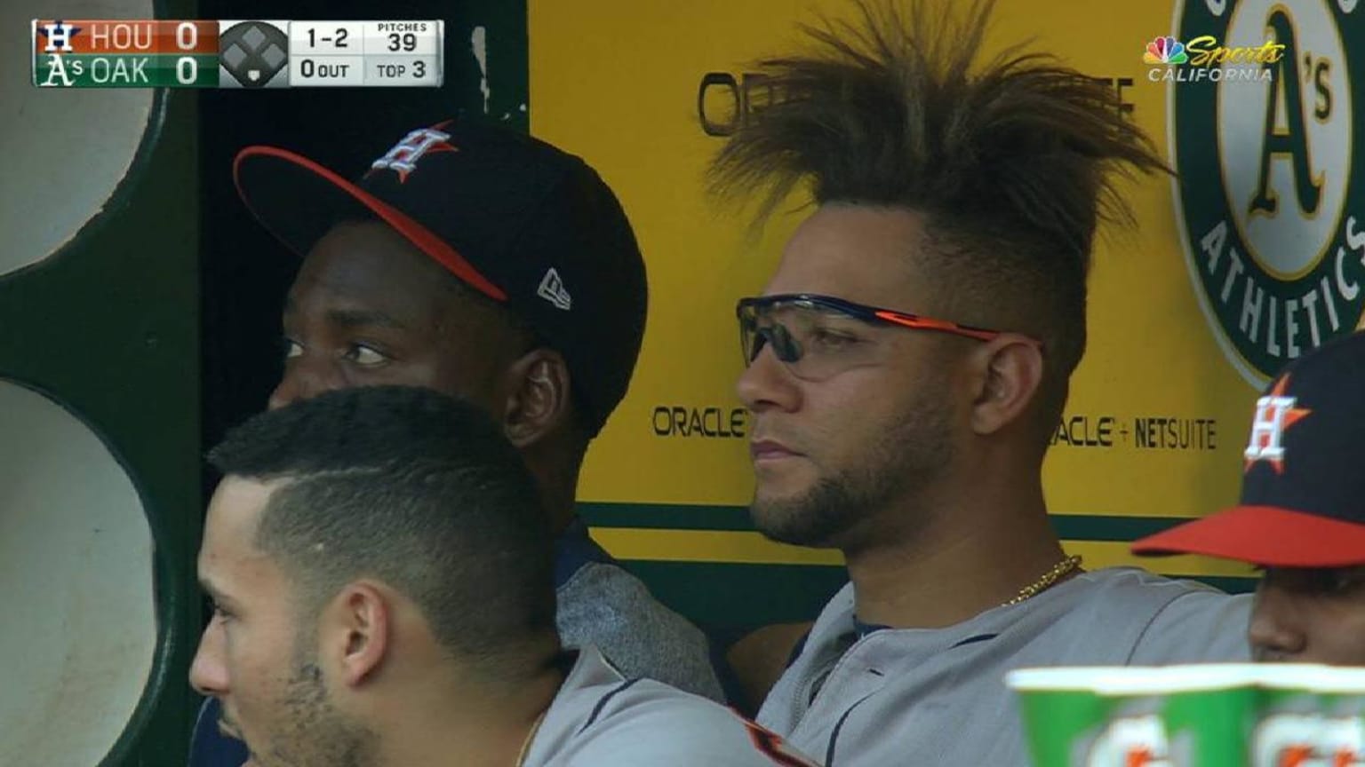 Lourdes Gurriel jr on X: when they give me the news that I have to cut my  hair ☝️🤨🤨🤨😂😂🍍🍍#piñapower  / X