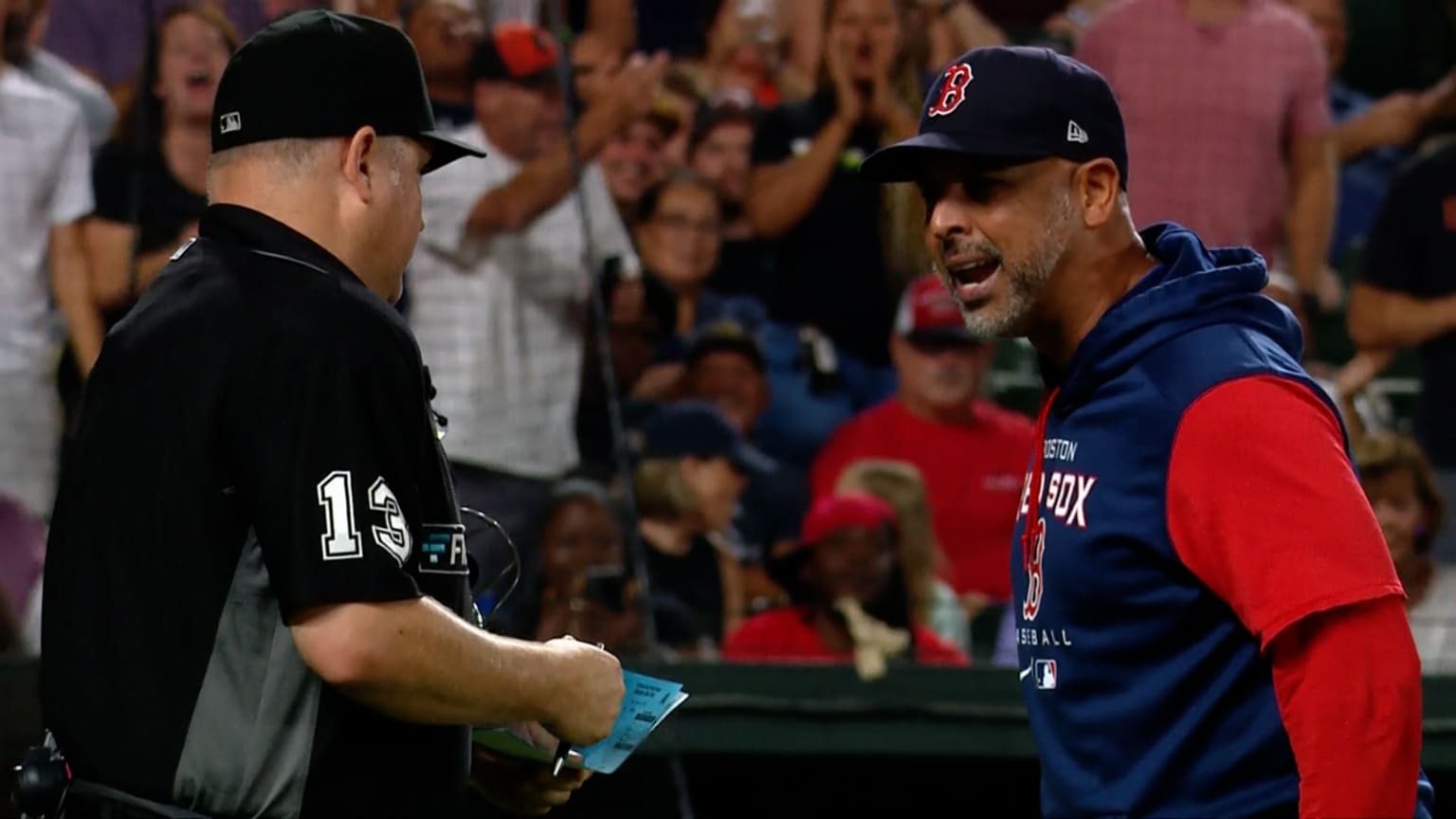 Alex Cora ejected for arguing, 04/15/2021