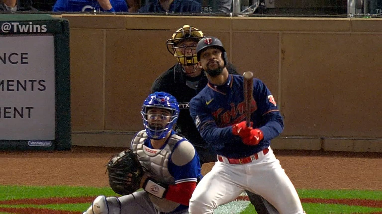 Byron Buxton s Two run Home Run 09 24 2021 Minnesota Twins