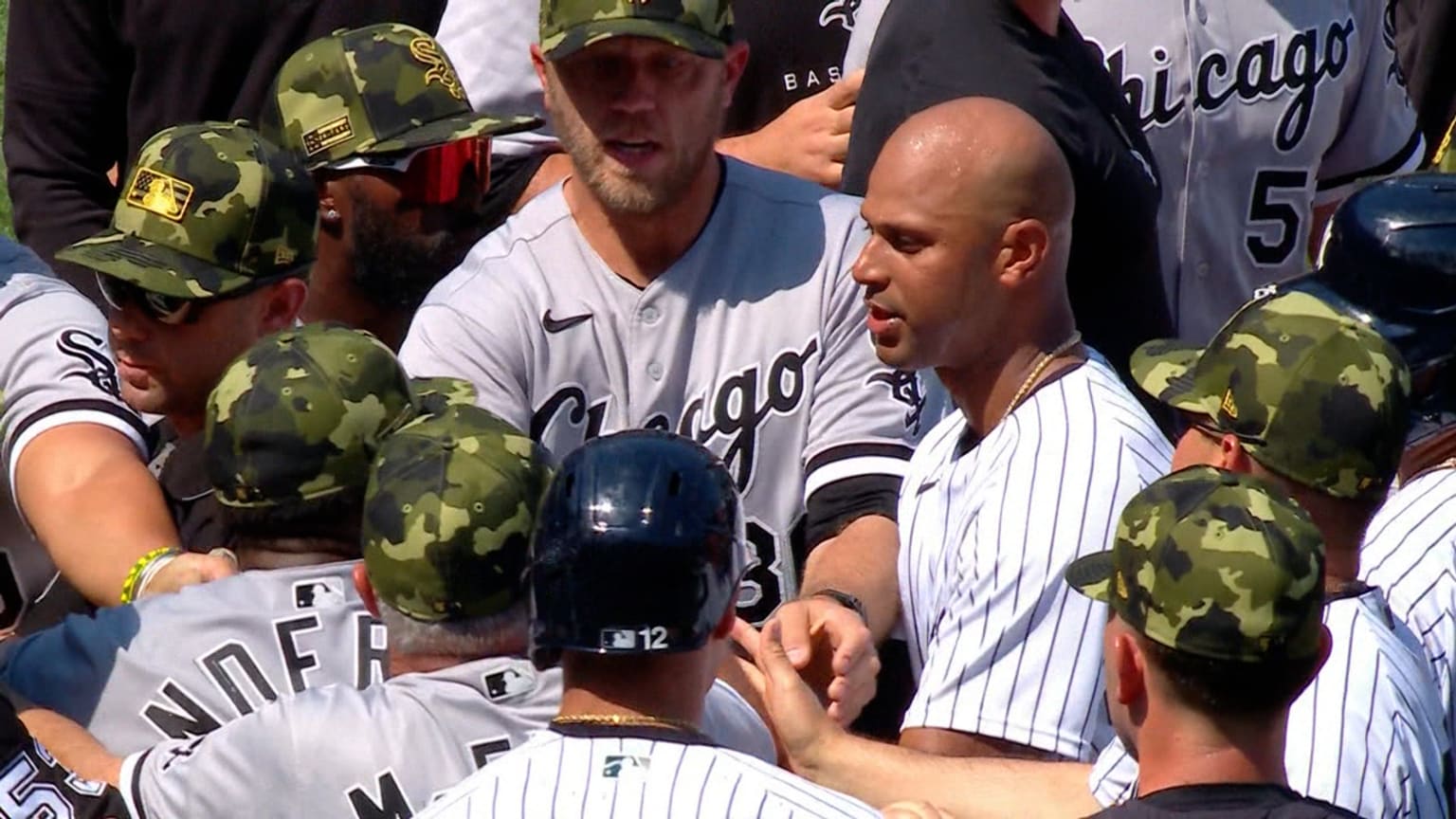 Benches clear in the Bronx 05/21/2022 New York Yankees