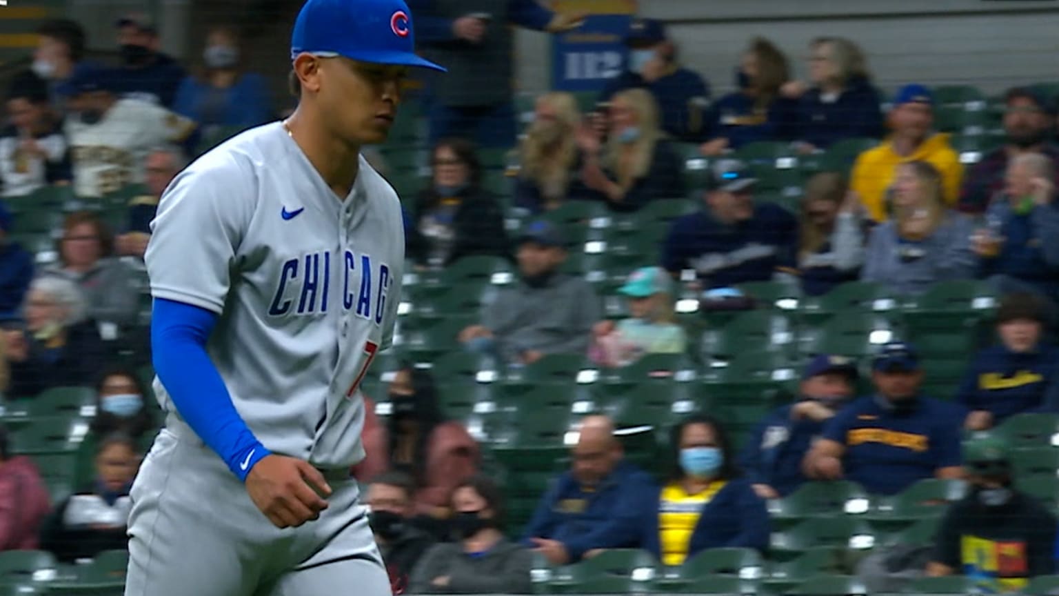 Adbert Alzolay strikes out Keston Hiura to end 5th | 04/12/2021 | MLB.com