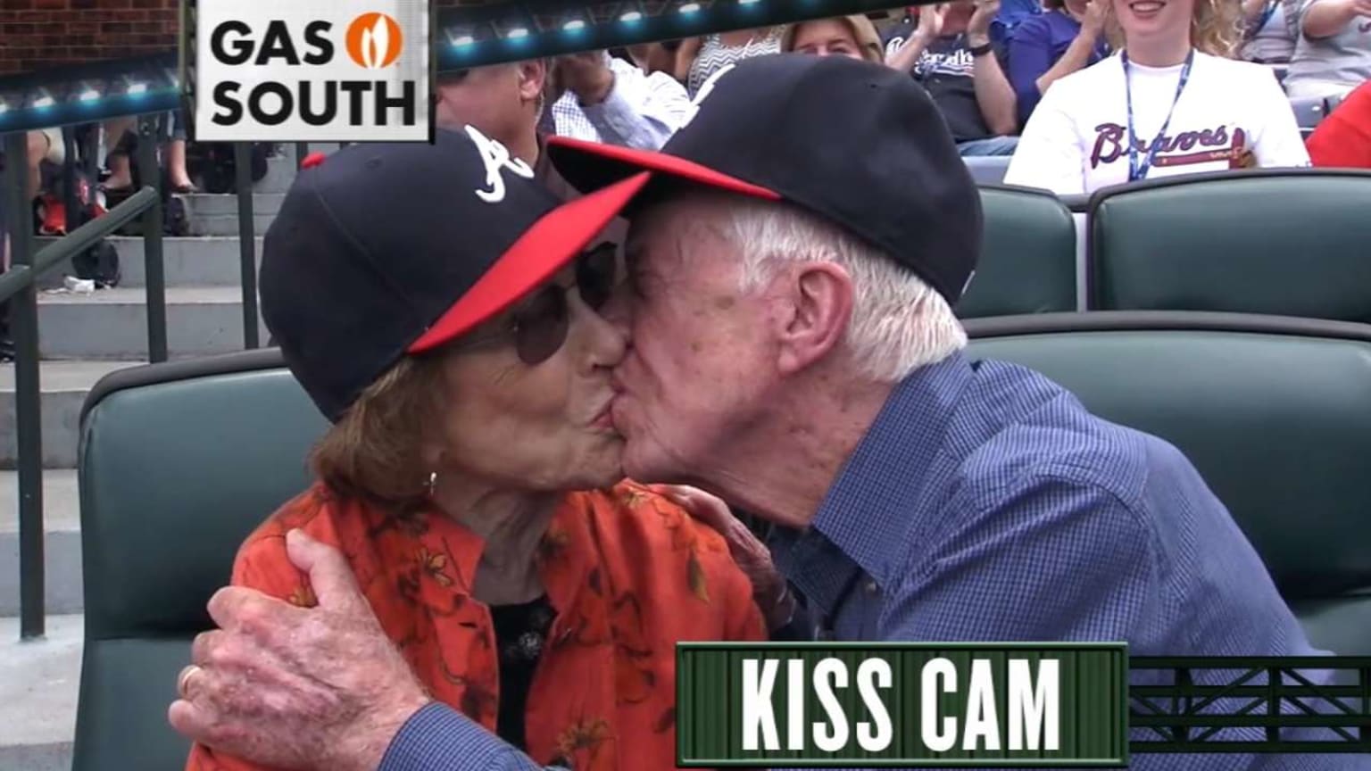 Jimmy Carter on the Kiss Cam 10/02/2016 Atlanta Braves