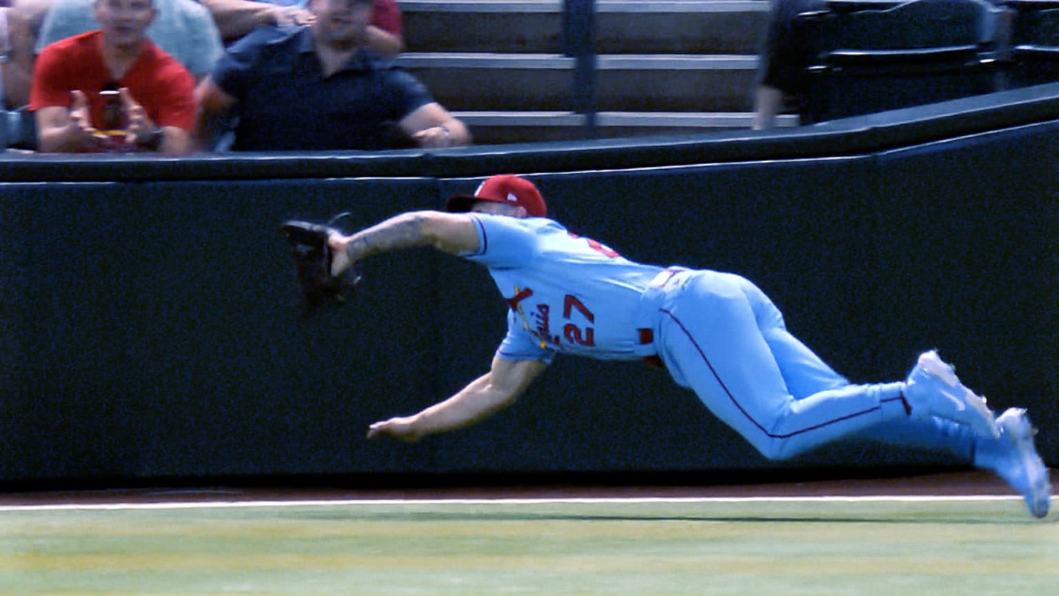Cardinals LF Tyler O'Neill wins second Gold Glove | 11/08/2021 | MLB.com