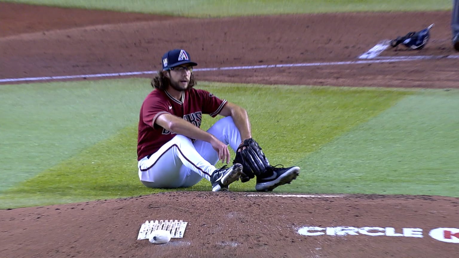 Zac Gallen leaves the game in the 3rd with injury 07/02/2021 Arizona Diamondbacks