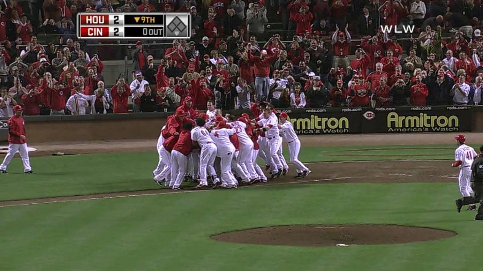 HOU@CIN: Radio call of Bruce's division-winning homer | 09/28/2010 ...