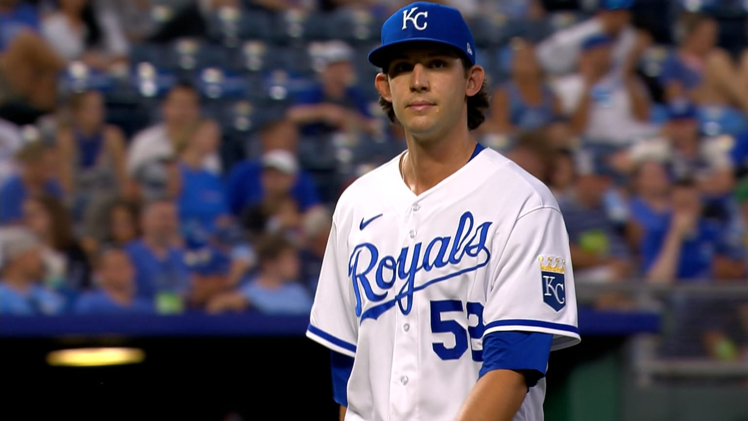 Daniel Lynch exits with an injury 07/11/2022