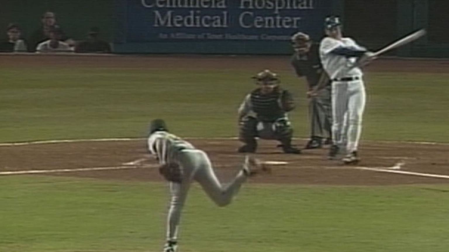 MIL@LAD: Nomo hits his first career home run | 04/28/1998 | MLB.com