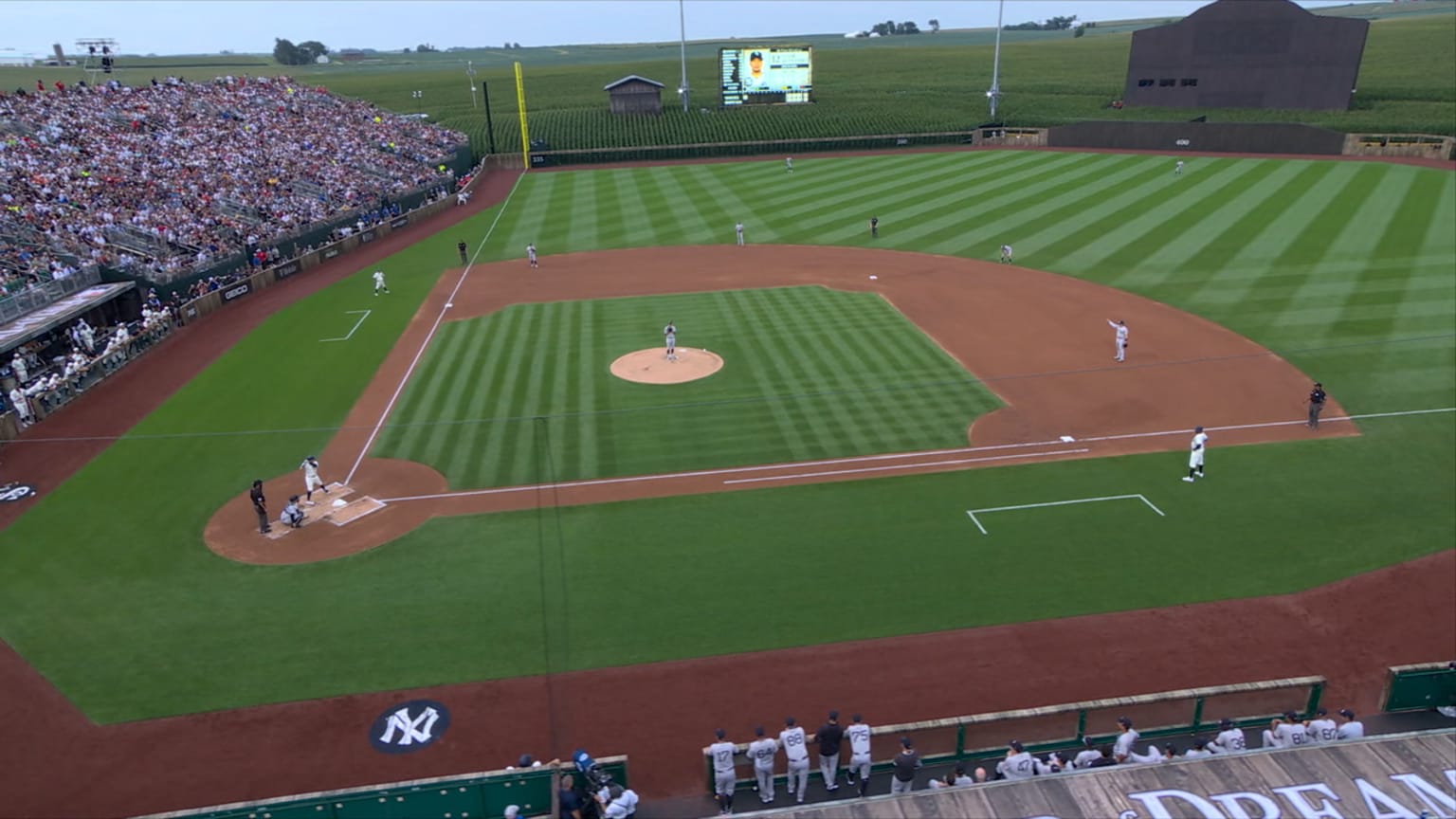 Field of Dreams Baseball Card (2021) » Moiderer's Row : Bronx Baseball