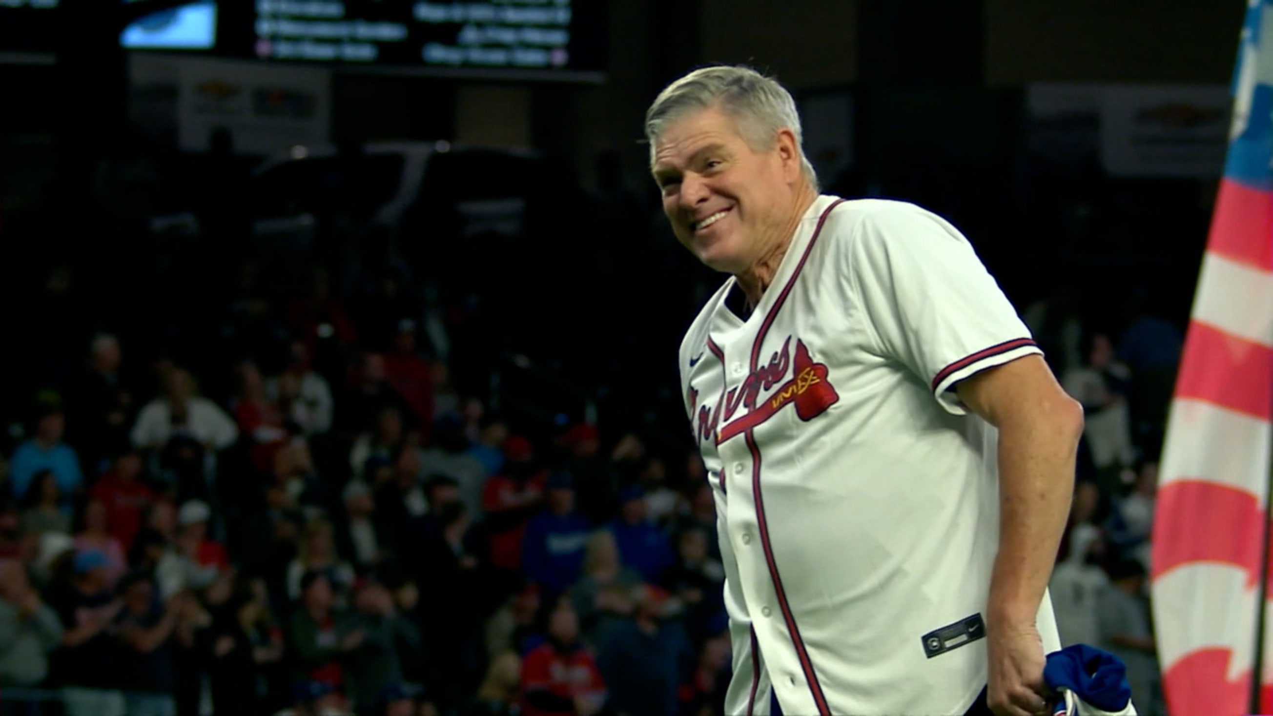 Dale Murphy's son Jake proposes after throwing out first pitch