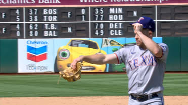 Brock Holt's scoreless 8th inning