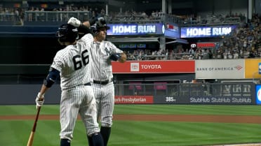 New York Yankees BRETT GARDNER homers in the third - Gold Medal