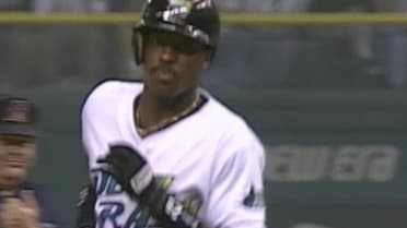 McGriff's first homer of 1999